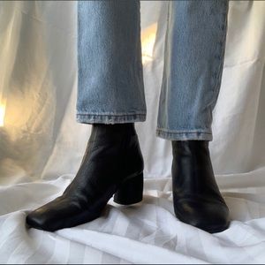 >Cute top shop square toe boots!!